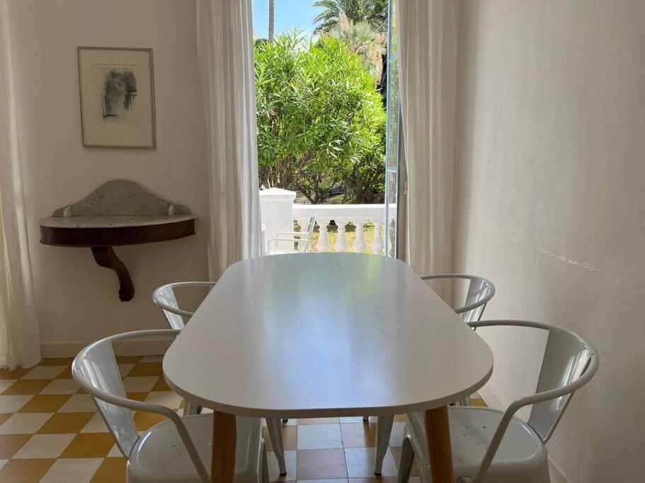מנטון Beautiful Garden Apartment Steps From The Beach מראה חיצוני תמונה