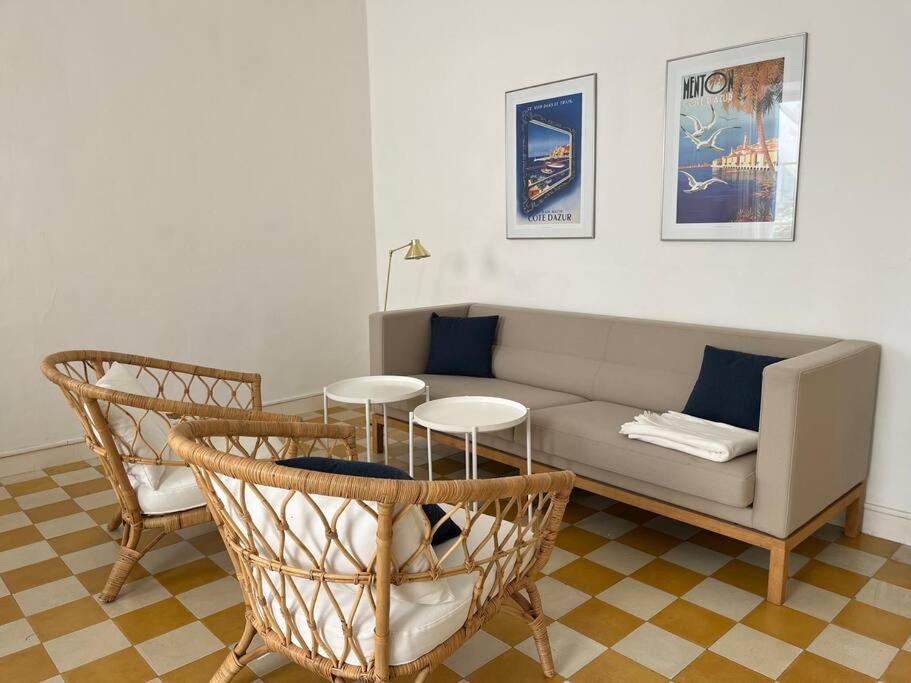 מנטון Beautiful Garden Apartment Steps From The Beach מראה חיצוני תמונה