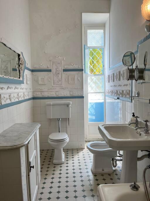 מנטון Beautiful Garden Apartment Steps From The Beach מראה חיצוני תמונה